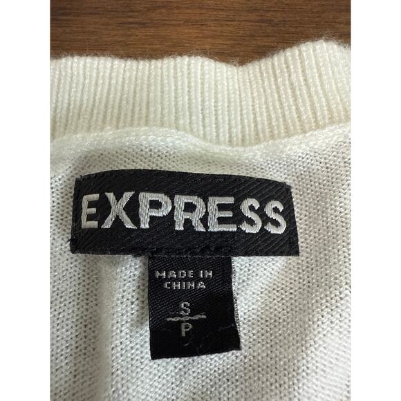 Express White Crew Neck Button Front Cropped Cardigan Women's Size Small - Picture 5 of 8